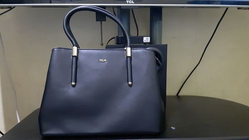 Customer photo review of Wholesome Sling Bag