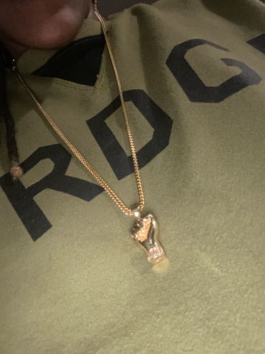 Customer photo review of BLK Power Fist Chain