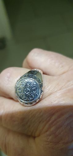 Customer photo review of Tibetischer Kunsthandwerksring der sechs Mantren in Sterlingsilber