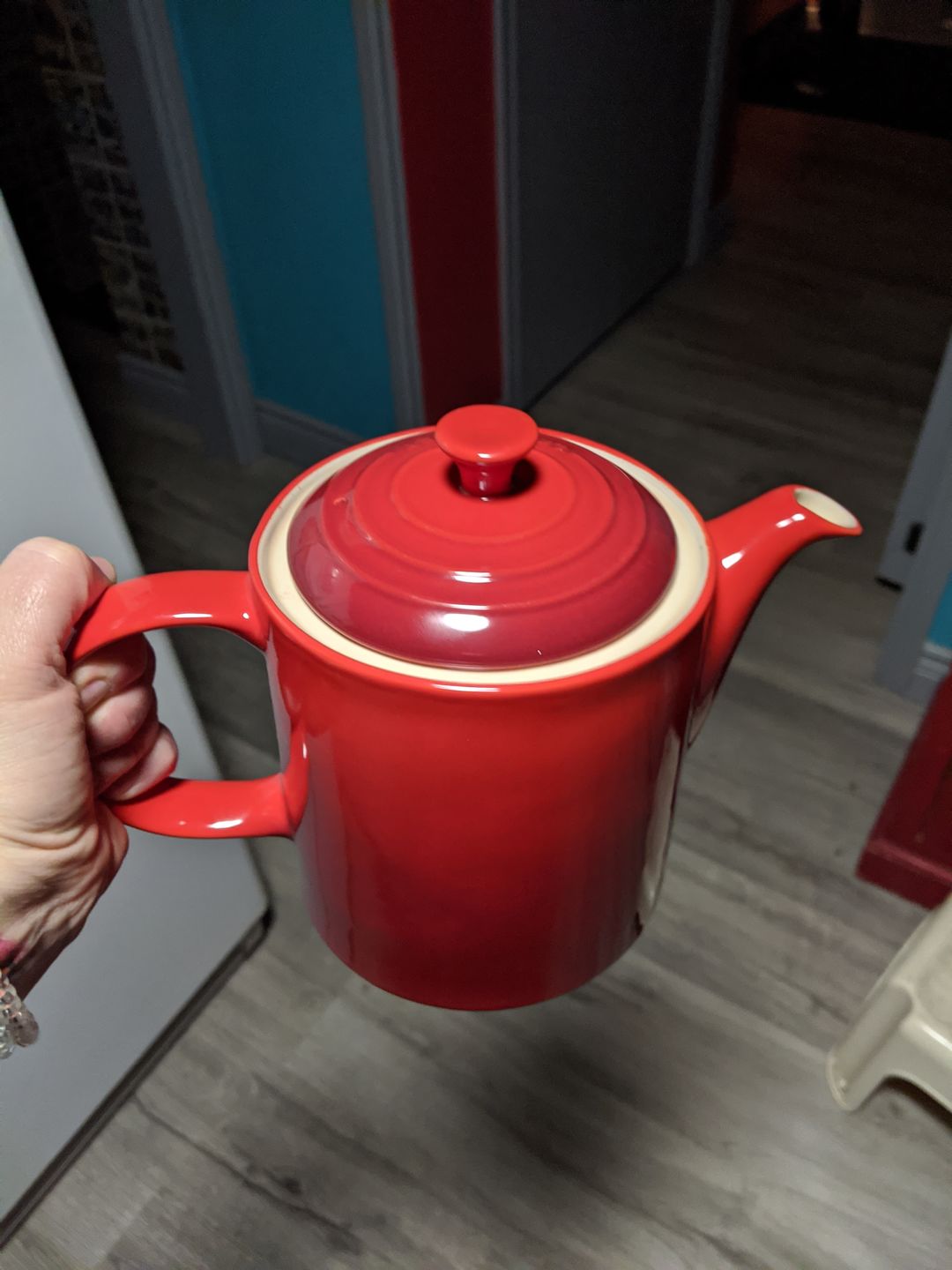 Customer photo review of Le Creuset Stoneware Grand Teapot