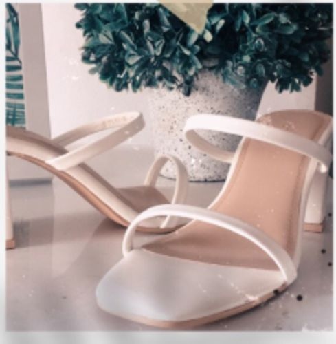 Customer photo review of B1G1 Kylie White