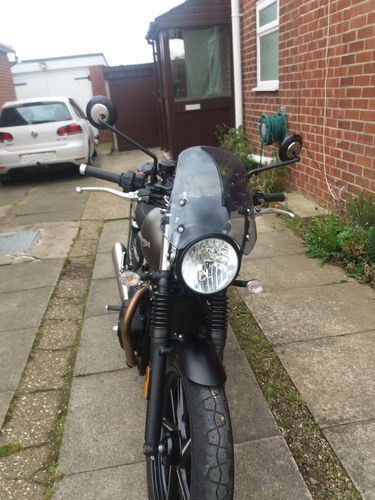 Customer photo review of Triumph Street Twin - Marlin