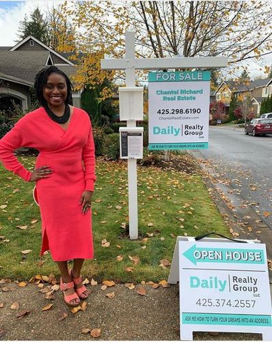 Customer photo review of Beriful V Neck Autumn Dress