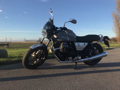 Customer photo review of Moto Guzzi V7 - Classic