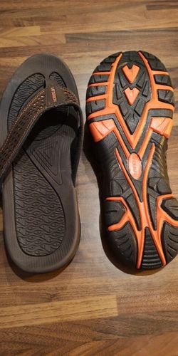 Customer photo review of Leather Summer Mens Beach Flip Flops