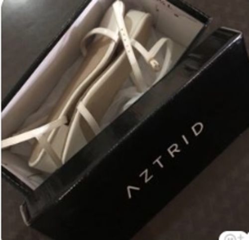 Customer photo review of B1G1 Charie White