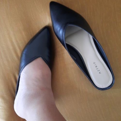 Customer photo review of B1G1 Vanessa Black