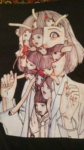 Customer photo review of "Shintaro Japanese girl " TEE