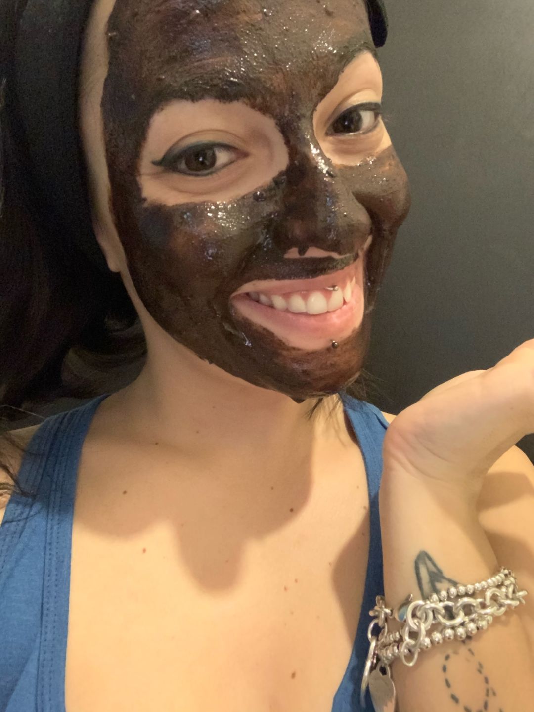 Customer photo review of Exfoliante / Mascarilla Facial de Tepezcohuite y 5 arcillas