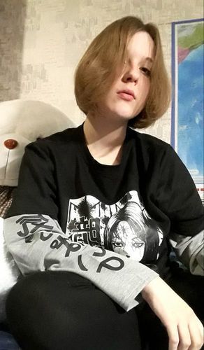 Customer photo review of "Tomie" TEE