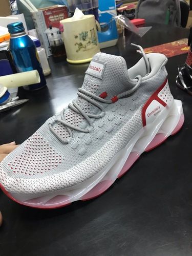 Customer photo review of Ansfroi Soete Sneakers