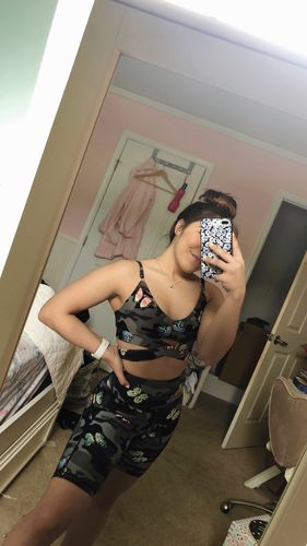 Customer photo review of Crossover Active Sports Bra - Butterfly Camo