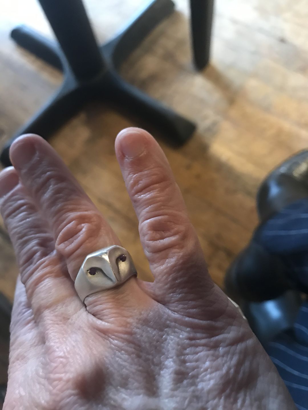 Customer photo review of Owl Ring with Amethyst Eyes