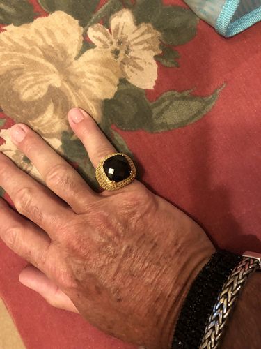 Customer photo review of 10 Carat Black Stone Lemonade Hip Hop Ring