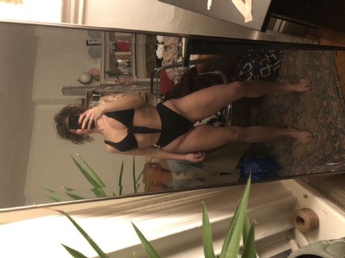 Customer photo review of The Kenzie Top / Black