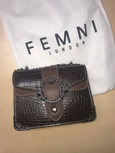 Customer photo review of Femni Vegan Alligator Crossbody Bag (Onyx)