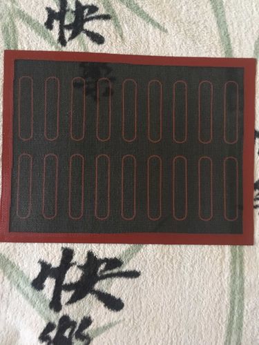 Customer photo review of Tapis de cuisson silicone pour éclairs