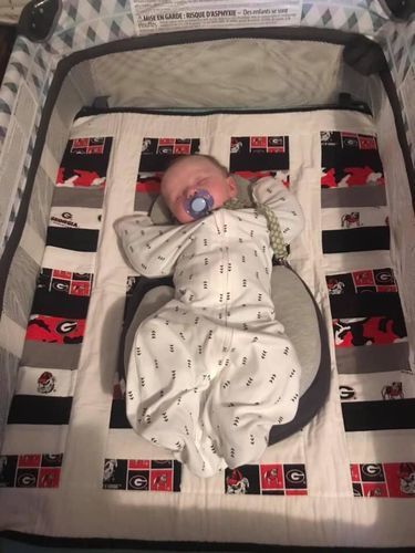 Customer photo review of BabyMello™ Sleepy Baby Bed