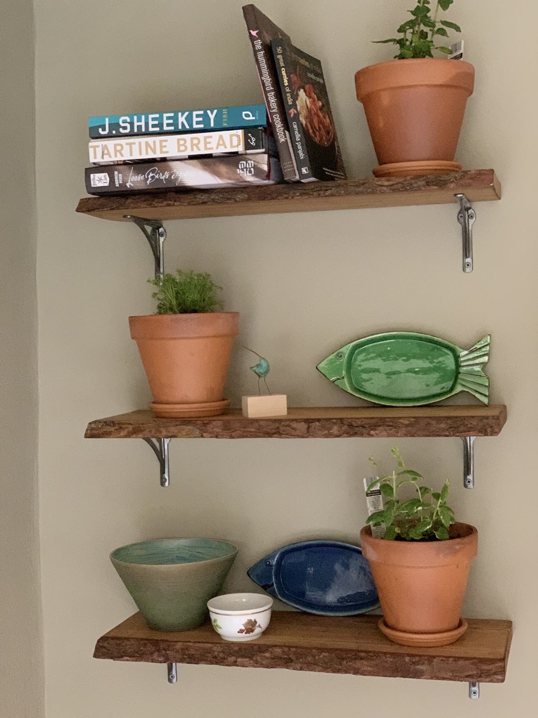Customer photo review of 6 Inch Ironbridge Cast Iron Shelf Bracket