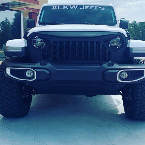 Customer photo review of Vader Grille w/ Mesh - Matte Black (18-20 Jeep Wrangler JL & Gladiator JT)