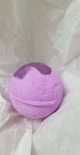 Customer photo review of Lights Out Bath Bomb