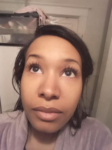 Customer photo review of Beauty Lust Fiber Mascara