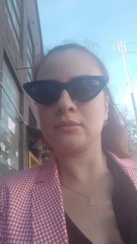 Customer photo review of Cat Eye Sunglasses