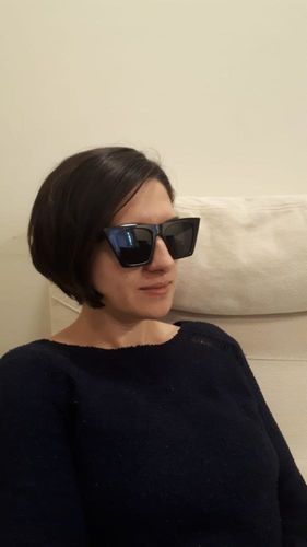 Customer photo review of Vintage Luxe Sunglasses