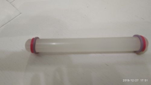 Customer photo review of Rouleau a pate a sucre silicone