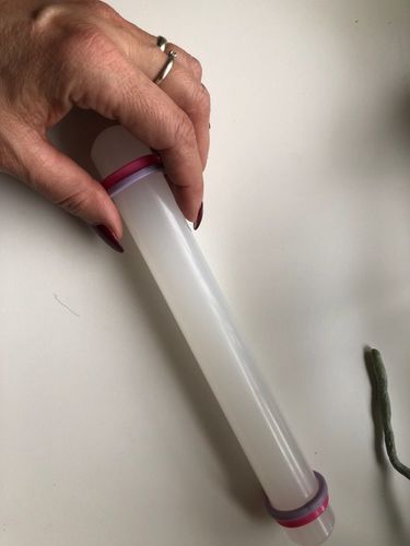Customer photo review of Rouleau a pate a sucre silicone