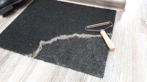 Customer photo review of Lint and Pet Hair Remover Brush