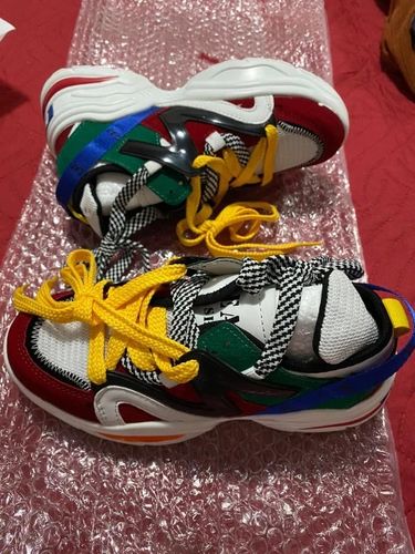 Customer photo review of Larra Poucke Sneakers