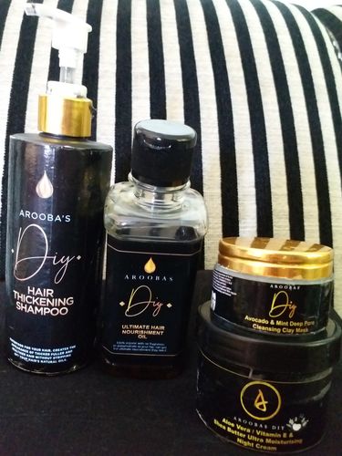 Customer photo review of Avocado Mint Deep Pore Cleansing Clay Mask