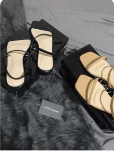 Customer photo review of Charie Black