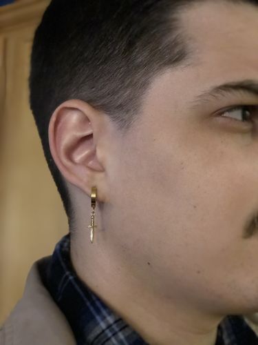Customer photo review of Mister Micro Dagger Earring