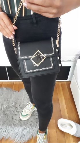 Customer photo review of Cassandra - Spezial-Look Leder Crossbody Tasche