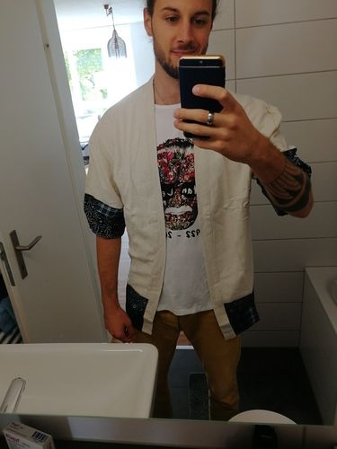 Customer photo review of Klewitz Brozi Shirt