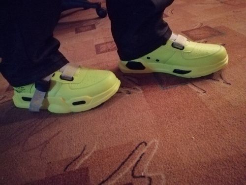 Customer photo review of Noica Scilacci Sneakers