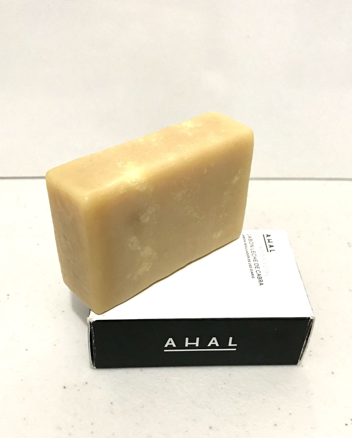 Customer photo review of Jabón Limpieza Facial de Leche de Cabra