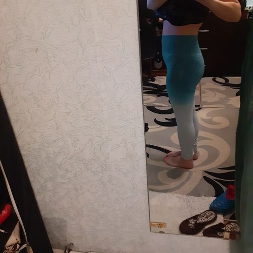 Customer photo review of Justina's Seamless High Waist