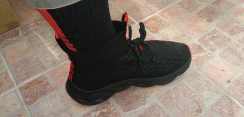 Customer photo review of Leof Bercovici Sneakers