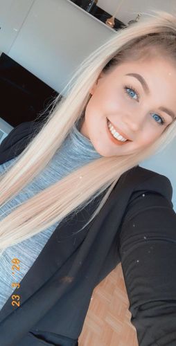 Customer photo review of PAP+ LED Teeth Whitening Kit