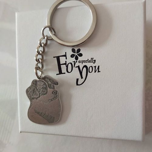 Customer photo review of Silvercut™ Keychain