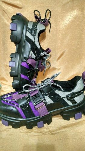 Customer photo review of Aegon Sarto Sneakers