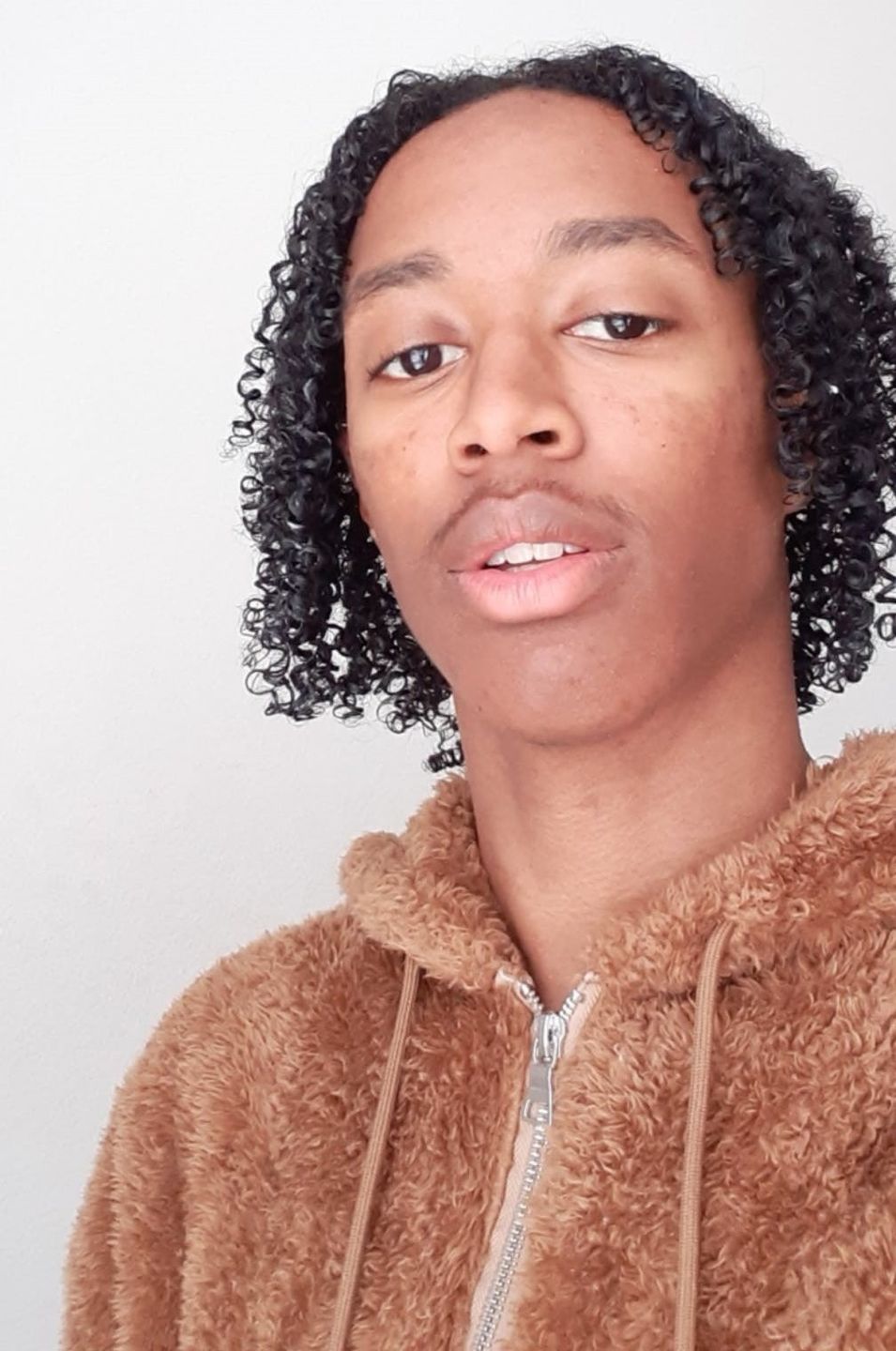 amazing-gel-the-gel-didn-t-make-my-hair-crunchy-or-stiffy-which-is