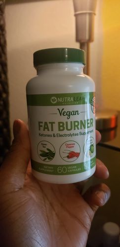 Customer photo review of NutraLeaf® Vegan Fat Burner