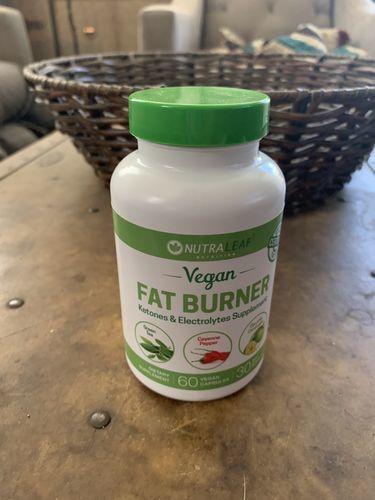 Customer photo review of NutraLeaf® Vegan Fat Burner