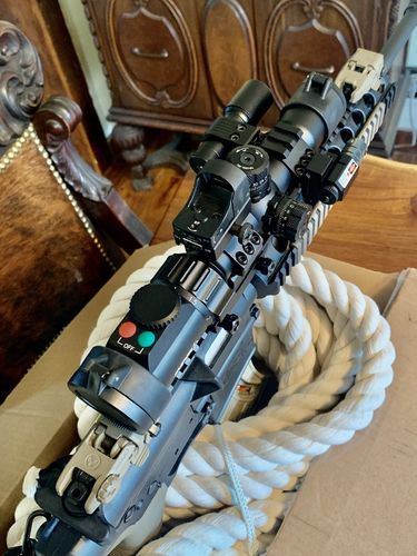 Customer photo review of Sniper ST 1-4X28 AR Tactical Rifle Scope Combo Red/Green Illuminated Reticle, Flash Light, RED Dot sight and Reflex Dot Sight