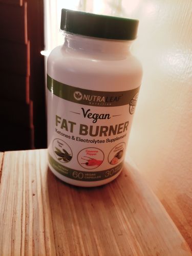 Customer photo review of NutraLeaf® Vegan Fat Burner