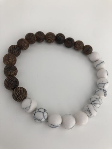 Customer photo review of Zedernholz Armband